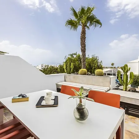 Casahost Casa Caracola Apartment Costa Teguise Exterior photo